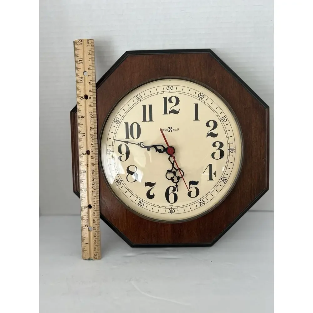 Vintage Howard Miller Octagon Wall Clock Model 612-608 Made In USA (Zeeland, MI)